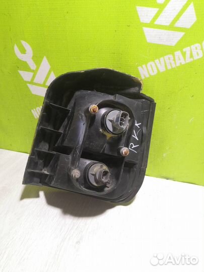 Фонарь задний левый Митсубиси рвр Н23В