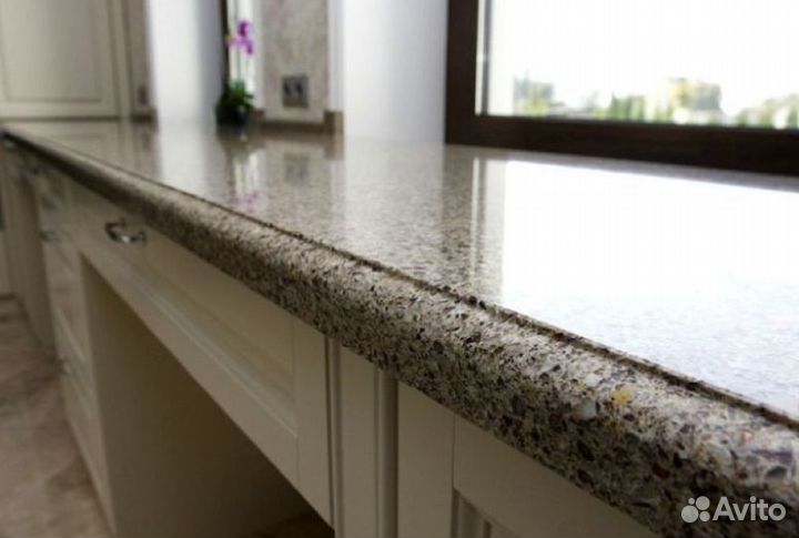 Подоконник из прочного камня