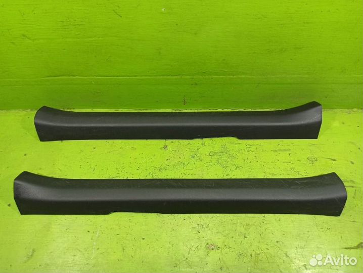 Накладка порога внутреняя передняя Toyota Corolla