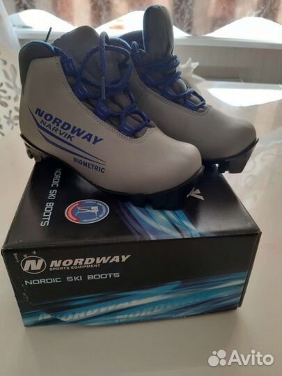 Лыжные ботинки 32р