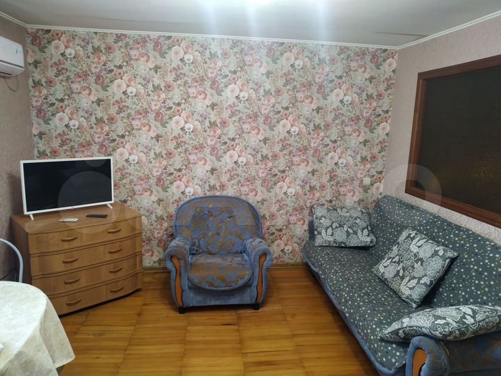 3-к. квартира, 80 м², 2/2 эт.