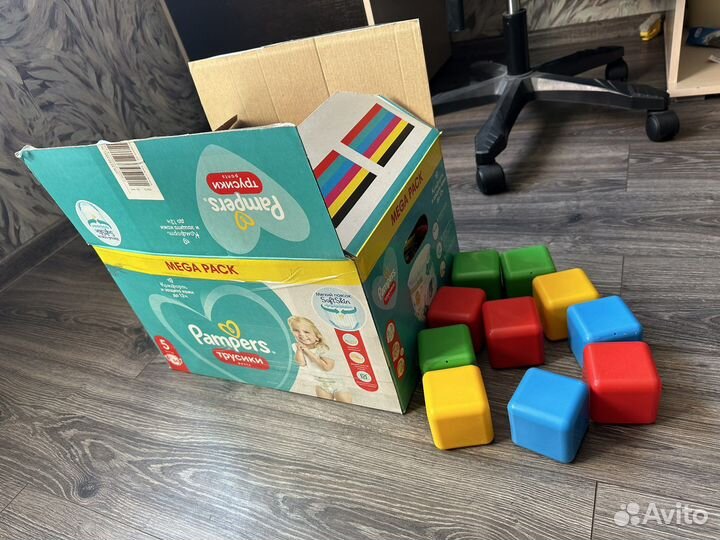 Игрушки целая коробка