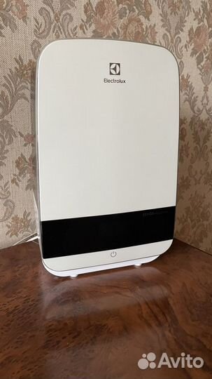 Увлажнитель Electrolux