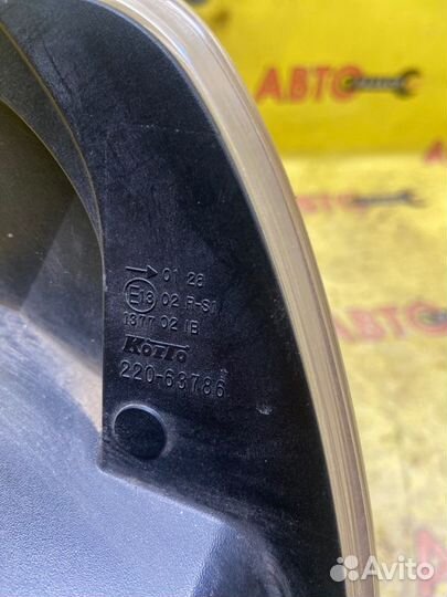 Стоп-сигнал задний правый Nissan Fuga Y50 VQ35DE