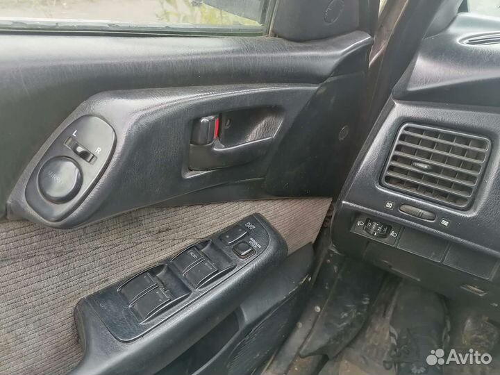 Toyota carina Е в разборе