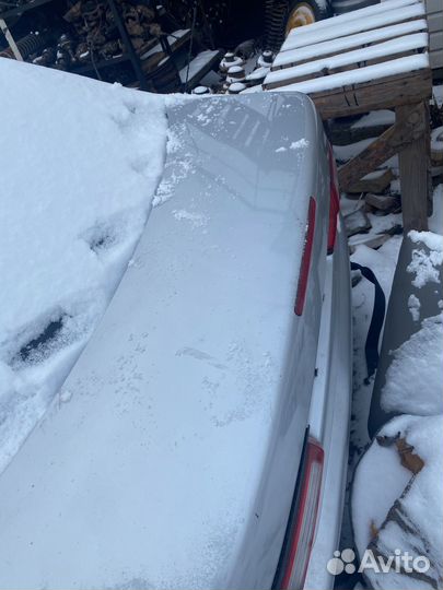 Крышка багажника Nissan Pulsar Almera N15