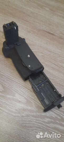 Батарейный блок для Canon EOS 6D