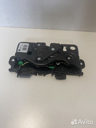 Замок крышки багажника бмв G05,G07