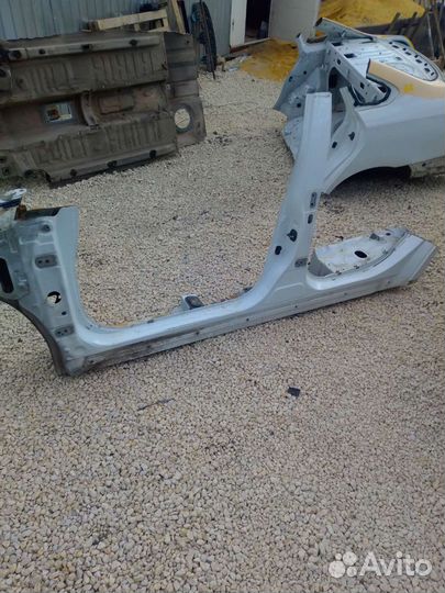 Порог левый Nissan Almera G15