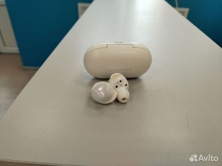 Наушники samsung galaxy buds