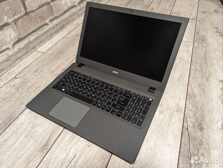 Игровой Acer i3-5005U/GT 940M(2гб) /480SSD/8RAM