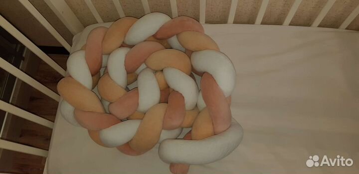 Детская кроватка с поперечным маятником