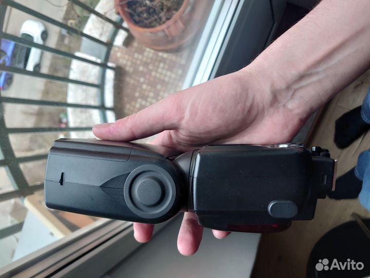 Вспышка Nikon Speedlight SB-900