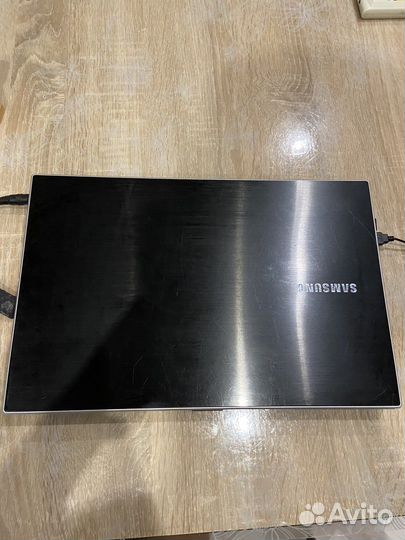 Ноутбук samsung
