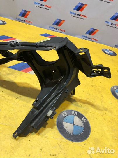 Внутреннее крепление крыла переднего правого BMW
