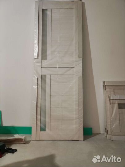 Дверь межкомнатная 700 х 2000 абсолютно новая