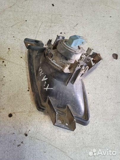 Противотуманная фара правая Citroen xsara I