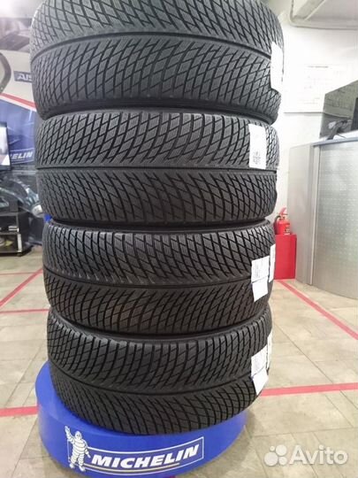 Michelin Pilot Alpin 5 SUV 285/40 R22 110V