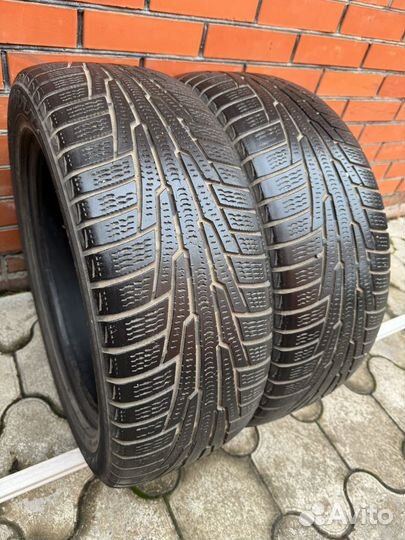 Nokian Tyres Hakkapeliitta R 215/55 R17