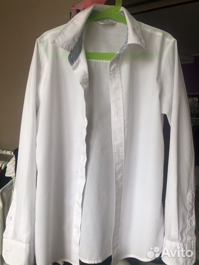 Рубашка белая 146 и брюки темно синие 10 лет