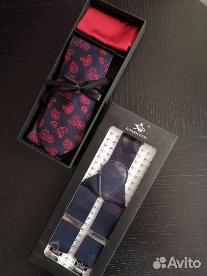 Галстук + костюмный платок (подарочный комплект)