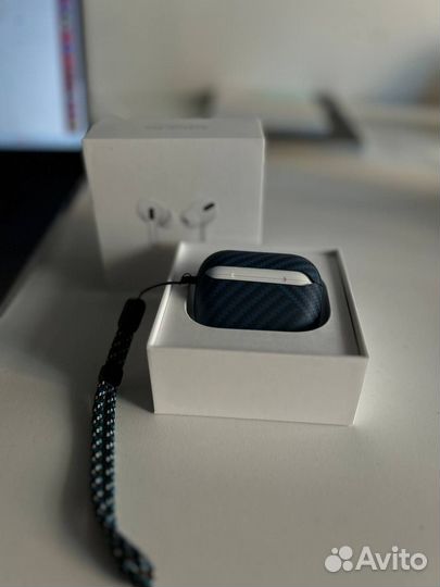 Оригинальный кейс от airpods pro