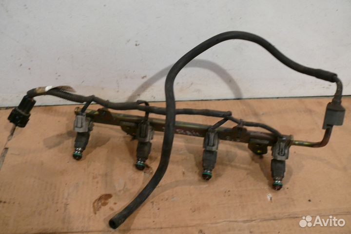 Комплект топливных форсунок 2.5 Ниссан X-trail Т30