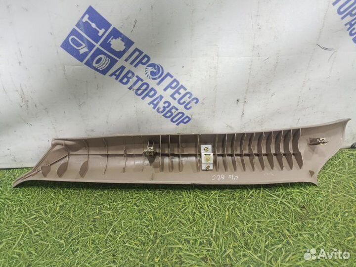 Обшивка стойки передняя правая Great Wall Hover H2