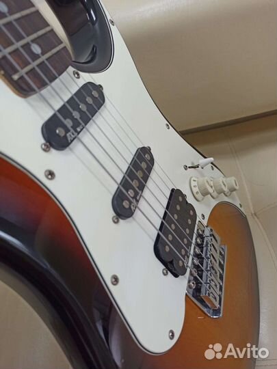Стратокастер AXL электрогитара