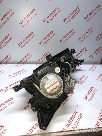 Фара ксеноновая правая Mazda 6 GH L5 2009