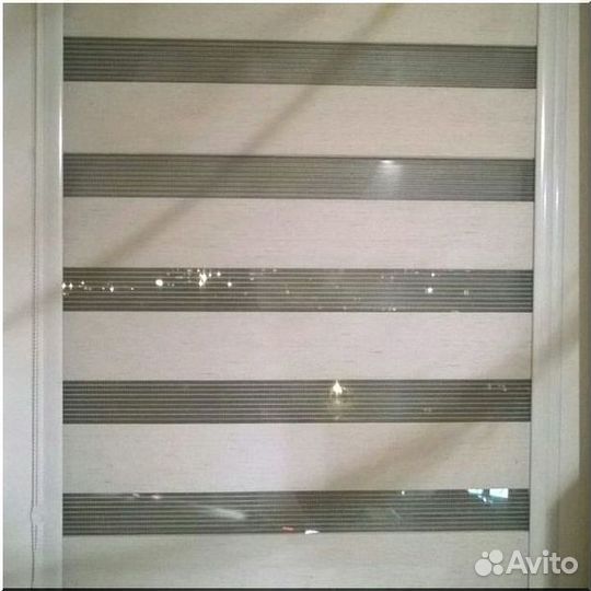 Рулонные шторы Зебра