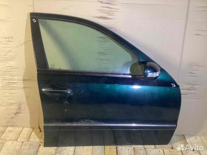 Дверь передняя правая Mercedes-Benz E-Class