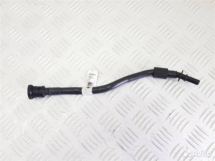 11668605130 Трубка вакуумного насоса BMW 5 G30/G31