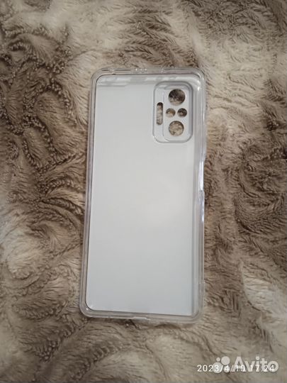 Продаётся новый чехол на телефон Redmi10pro