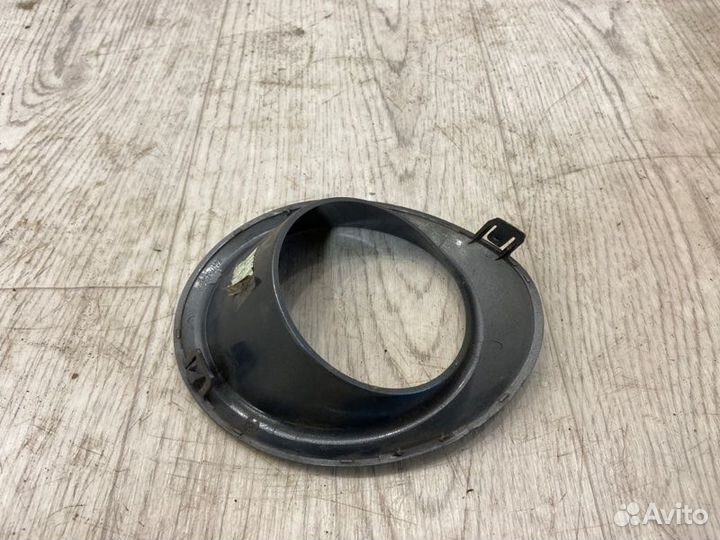 Маска противотуманной фары передняя левая Nissan