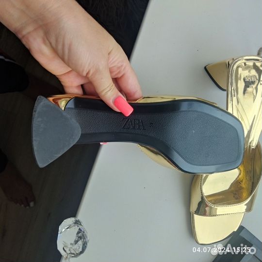 Мюли zara 39 золотые новые