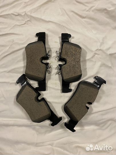 Тормозные колодки задние BMW