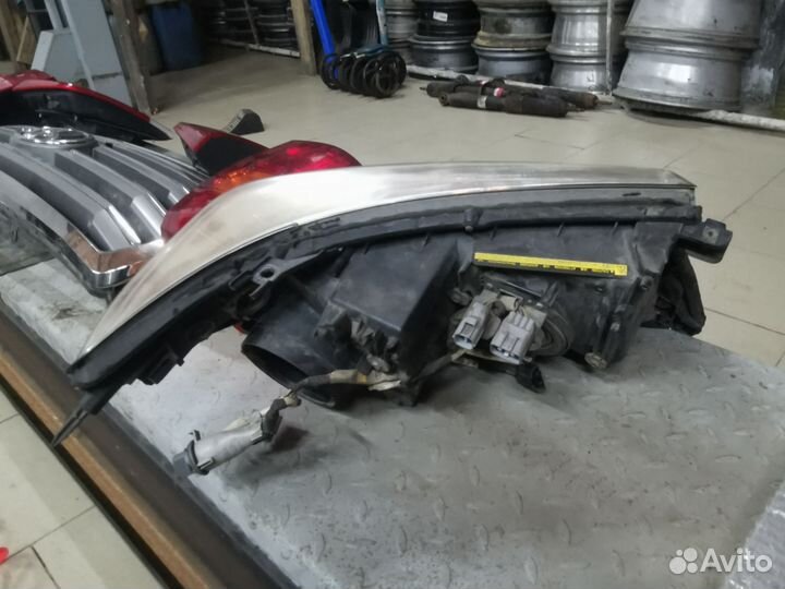 Фара toyota Land cruiser 200 L б/у
