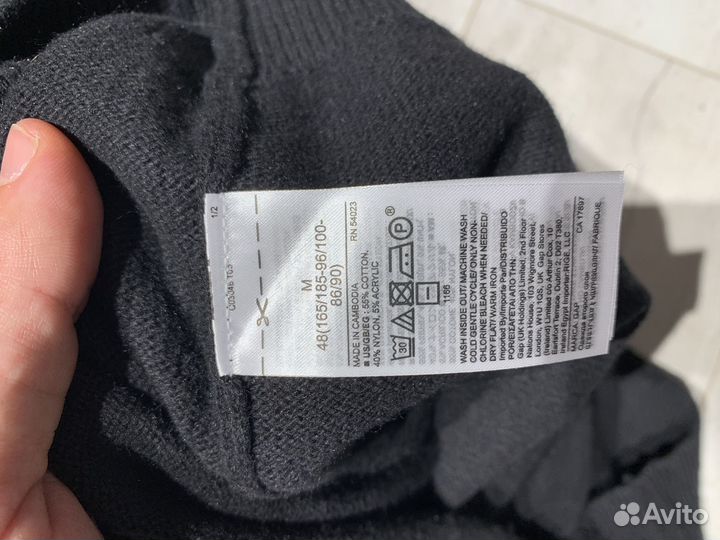 Новый оригинальный свитер GAP