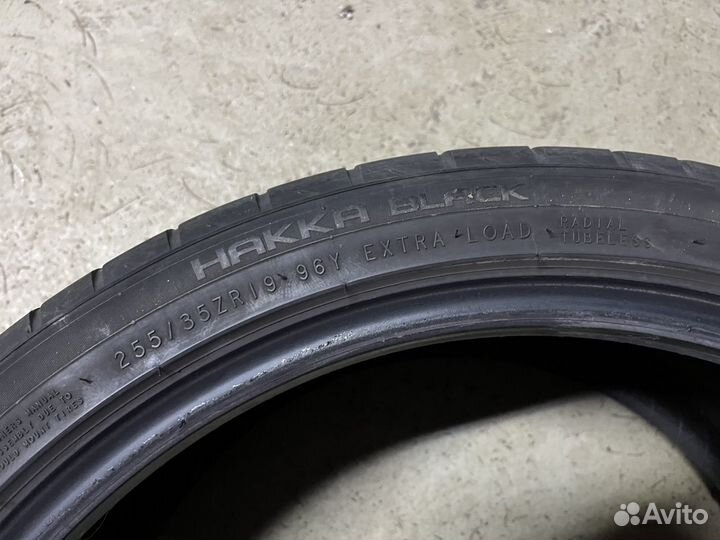 Nokian Tyres Hakka Black 255/35 R19 96Y