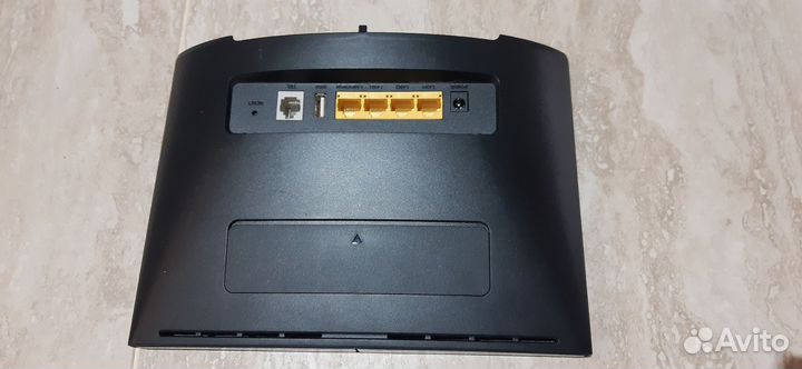 Роутер-модем Huawei B525