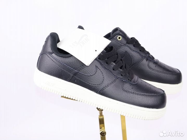 Nike Air Force кожа,прошитые