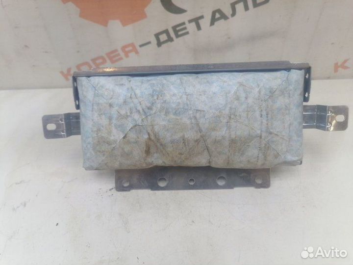 Подушки безопасности в торпедо Hyundai Elantra J3