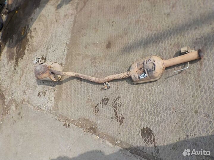 Резонатор Renault Symbol