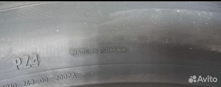 Pirelli P Zero PZ4 245/45 R20 и 275/40 R20 106W