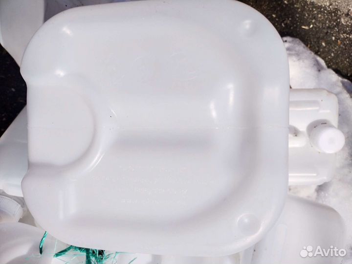 Канистра пластиковая 10 литров