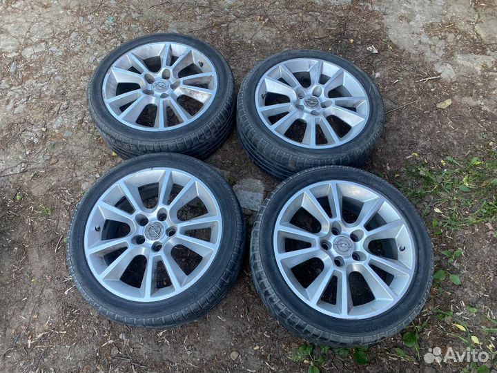 Комплект колес r17 Опель Инсигния 215/45R17