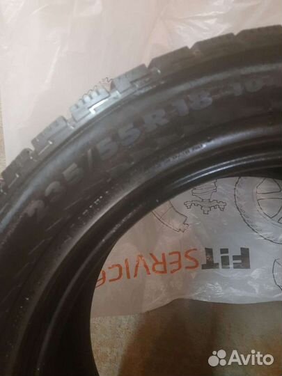 Nokian Tyres Hakkapeliitta 8 235/55 R18