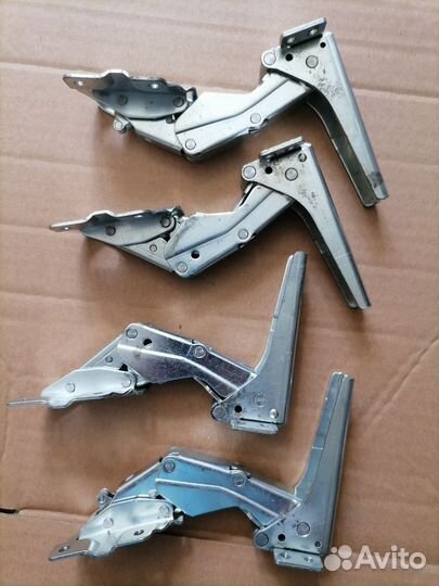 Комплект петель встраиваемого холодильника Miele