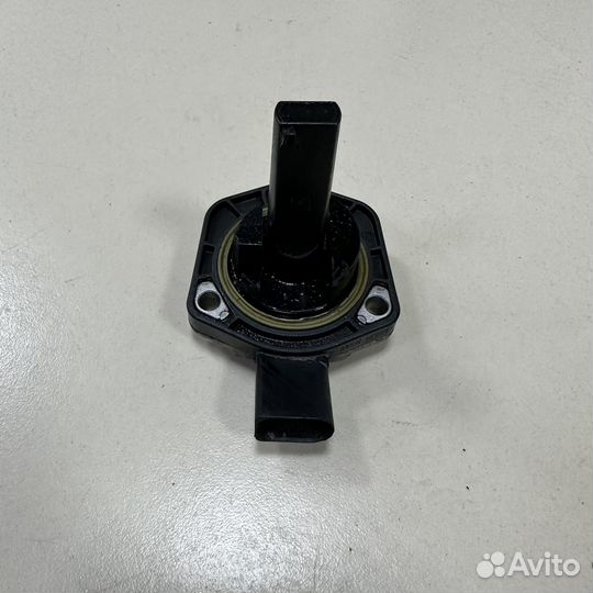 Датчик температуры и уровня масла VAG